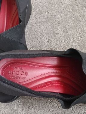 CROCS Dual Comfort Women's Black Flats with Red Insole